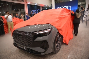 photo_6046376284554118624_y