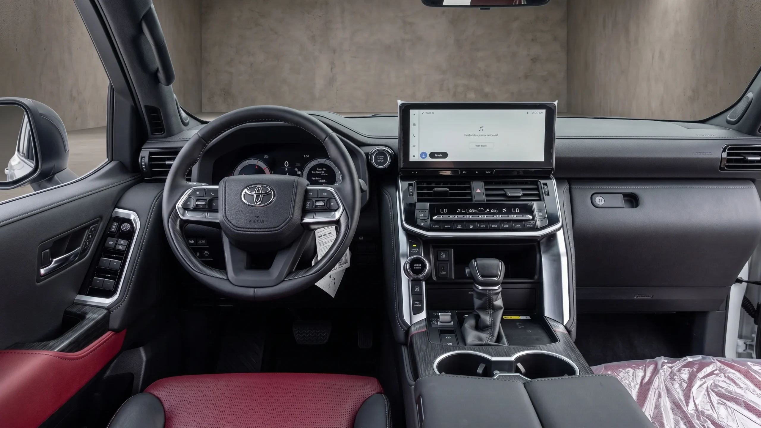 نمای لندکروز VXR